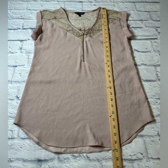 Express Blush Cap Sleeve Zip Up Blouse with Beige Lace Detail. Size Small. Layer - Picture 5 of 7
